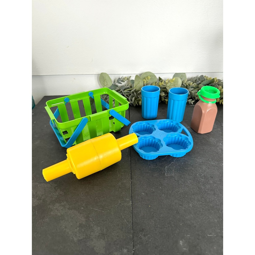 1990s Fisher Price Fun with Food shopping basket pretend play FP Toys